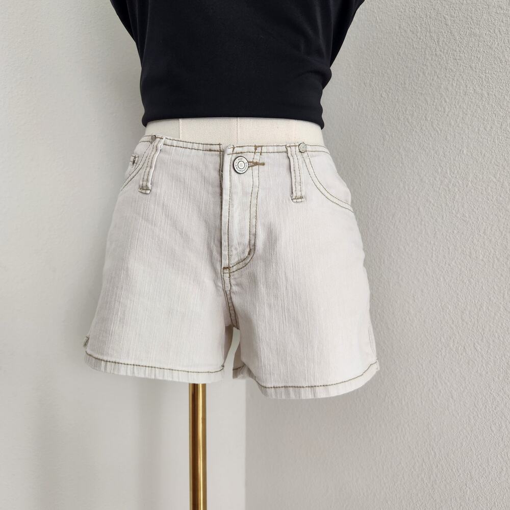 Vintage Y2K No Boundaries Khaki White Low Rise Shorts Waistless Hip Hugger 4